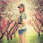 Heather Lowrey - @lowreyh - Instagram