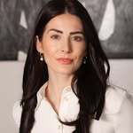 Heather Leigh Lyons - @heatherleighlyons - Instagram