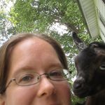 Heather Mathias - @booksandbuddies - Instagram