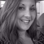 Heather Neer - @theerarehen - Instagram