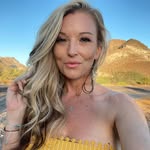 Heather Bryant - @seeheathergo - Instagram