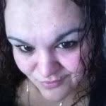Heather Serna - @lovingumakesmewhole - Instagram