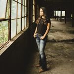 Heather Shultz - @heathershultz520 - Instagram