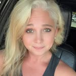 Heather Meadows Tilton - @thequeentilly - Instagram