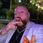 Hector Centeno - @thealejandroexperience - Instagram