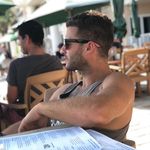 Hector Estevez - @dr_hecgreen - Instagram