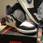 Hector Olvera - @dmv_sneakers4you - Instagram