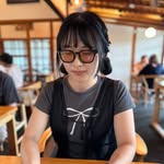 Yi Ya - @hedy_white_ - Instagram