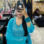 alone 🙈 girls ❤️ - @heenamalik141 - Instagram