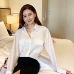 Hee Seo - Facebook
