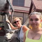 Heidi Armstrong Khoury - @iriechic2002 - Instagram