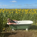 Heidi Louise Armstrong - @heidi.armstrongharper - Instagram