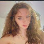 Heidi Ash - @heidixash - Instagram