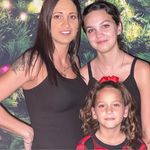 Heidi Combs - @heidicombs87 - Instagram
