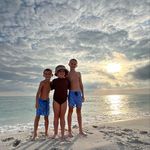 Heide Drummond - @bonthebeach30a - Instagram