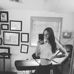 Heidi - @heidilow40 - Instagram