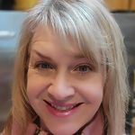 Heidi MacLean - @hmacmom4 - Instagram