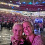 Heidi Phelps - @heidiphelps86 - Instagram