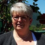 Heidi Schwab - @heidi.schwab.70 - Instagram