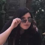 Heidi Unger - @readerwriterdoublethreat - Instagram