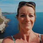 Helen Bean - @helenlittleness - Instagram