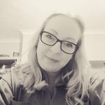 Helen Box - @helenbox80 - Instagram