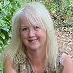 Helen Buff - Facebook
