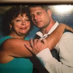 Helen Coombs - @coombs7137 - Instagram