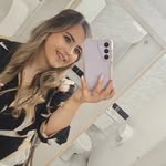 Helen Cornally🙈 - @helen_cornally234 - Instagram
