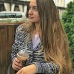 Helen Cornish - @helencornish7879 - Instagram