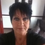 Helen Crosbie - @helen.crosbie.77 - Instagram