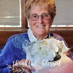 helen Crosbie - @h_crosbie - Instagram