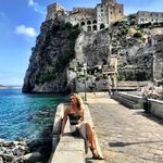 𝓗𝓮𝓵𝓮𝓷 𝒟𝑒𝓁𝓁𝒶𝓅𝑜𝓇𝓉𝒶𝓈 - @helen_dellaporta_ - Instagram