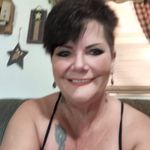 Helen Sissy DeVault - @devault180 - Instagram