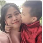 Helen Trần - Facebook