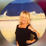 Helen Fenwick Mitchell - @helenfenwiickmitchell - Instagram