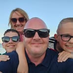 Helen Fleet - Facebook