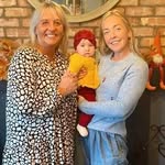 Helen Hindle - @hhindle - Instagram