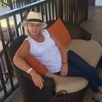 Helen Manuel - @helenmanuel33 - Instagram