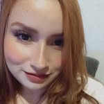 Helen Muniz - @littleziiinha - Instagram