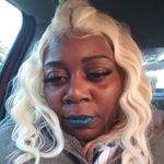 Helen Ricks - @helloredd - Instagram