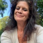 Helen Giarrizzo Scully - @helen.scully - Instagram