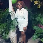 Helen - @helensealy53 - Instagram