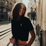 Helen Small - @helensmaall - Instagram