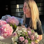 @helen_stranger15 - Instagram