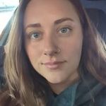 Helen Bender - @beachbummm95 - Instagram
