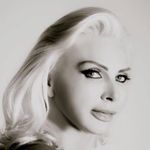 Dr Helena Benson - @helenas_world_in_pictures - Instagram