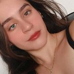 Helena Borges - @helenavios - Instagram