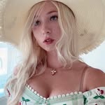 @helenaevans_ - Instagram