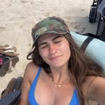 Helena Johnston - @helena.johnstonn - Instagram